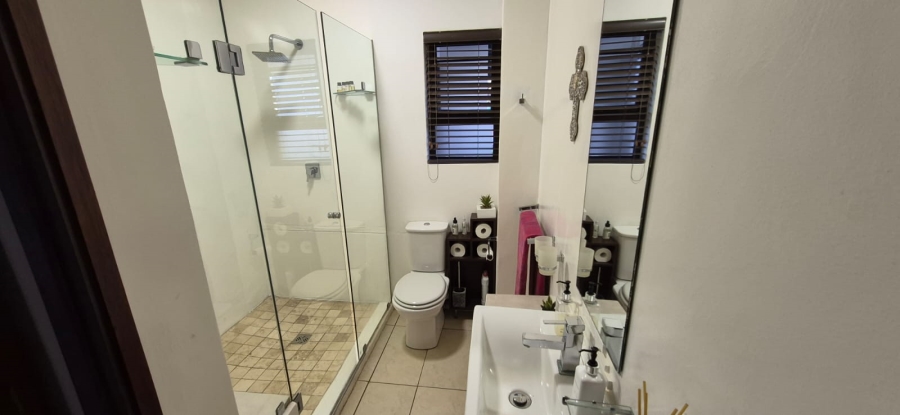 5 Bedroom Property for Sale in Wigwam North West